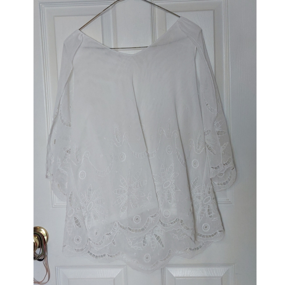 White V Neck Peasant Top with Floral Lace Overlay Boho Fairycore Coastal Size L